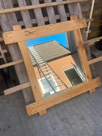 Spiegel in houten frame, country stijl! beschikbaar voor biedingen