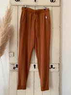Penn & Ink travelstof broek maat L roestbruin, Maat 42/44 (L), Ophalen of Verzenden, Zo goed als nieuw, Lang