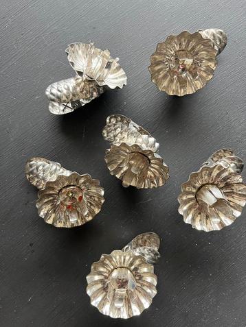 6 Vintage Kerstboom Kaars Houders beschikbaar voor biedingen