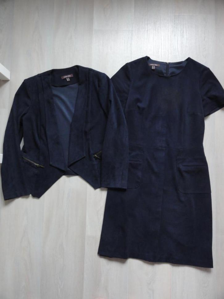 Marie Méro jurk en jasje donker blauw suèdine  herfst winter, Kleding | Dames, Jurken, Zo goed als nieuw, Maat 38/40 (M), Blauw