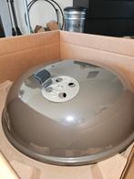 Weber BBQ deksel 22 inch / 57 cm, 65151 / tbv 57861, smoked., Tuin en Terras, Houtskoolbarbecues, Ophalen, Nieuw, Weber