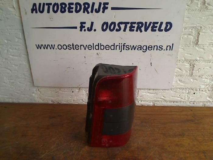 Achterlicht rechts van een Peugeot Partner, Auto-onderdelen, Verlichting, Peugeot, Gebruikt, 3 maanden garantie, Verzenden