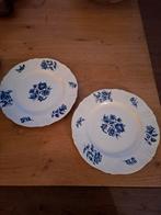 2 Petrus Regout Maastricht Bouquet Bleu Borden, Ophalen of Verzenden