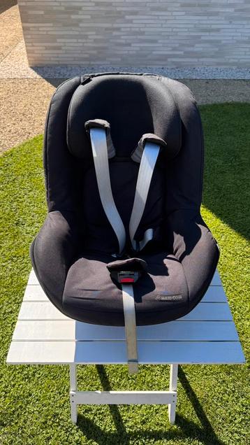 Maxi cosi Pebble en Pearl incl. 2x familyfix beschikbaar voor biedingen