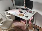 IKEA Desk with Adjustable Legs, Huis en Inrichting, Bureaus, Ophalen, In hoogte verstelbaar, Zo goed als nieuw, Bureau
