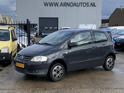 Volkswagen Fox 1.2 Trendline, STUURBEKRACHTIGING, RADIO-CD-M, Auto's, Volkswagen, Bedrijf, Te koop, Fox, ABS, Airbags, Alarm, Isofix