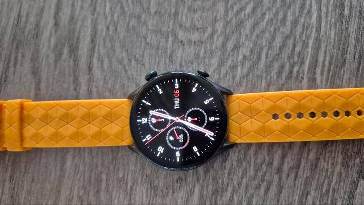 Smartwach Amazfit GTR 3 PRO, Sieraden, Tassen en Uiterlijk, Horloges | Kinderen, Zo goed als nieuw, Jongen of Meisje, Zwart, Ophalen of Verzenden