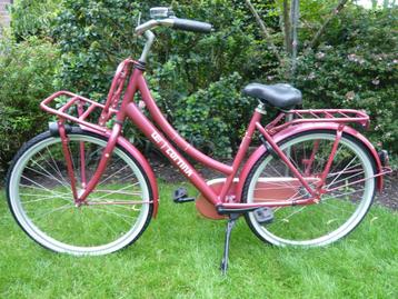 mooie 26inch -47cm cortina u4 mooie kleurstelling :paarsrood beschikbaar voor biedingen