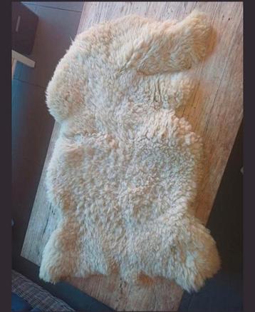 Echte Schapenvacht - Luxe & Comfort beschikbaar voor biedingen