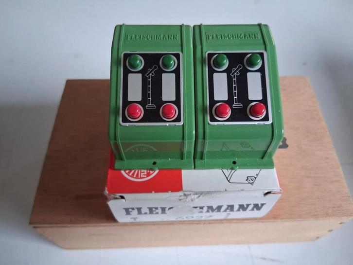 Fleischmann 2 x 6927 nieuw in de ovp, Hobby en Vrije tijd, Modeltreinen | H0, Nieuw, Rails, Gelijkstroom, Fleischmann, Ophalen of Verzenden