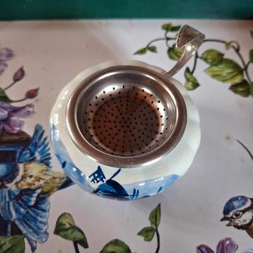 Delfts blauw lekbakje voor thee, beschikbaar voor biedingen