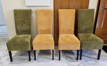 4 Eettafelstoelen beschikbaar voor biedingen