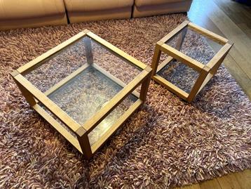 HYLLINGE MøBLER set vierkante houten tafeltjes beschikbaar voor biedingen