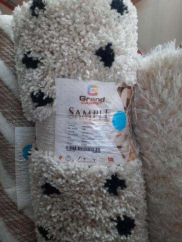VLOERKLEED GRAND CARPET NIEUW 160 X 230 CM  beschikbaar voor biedingen