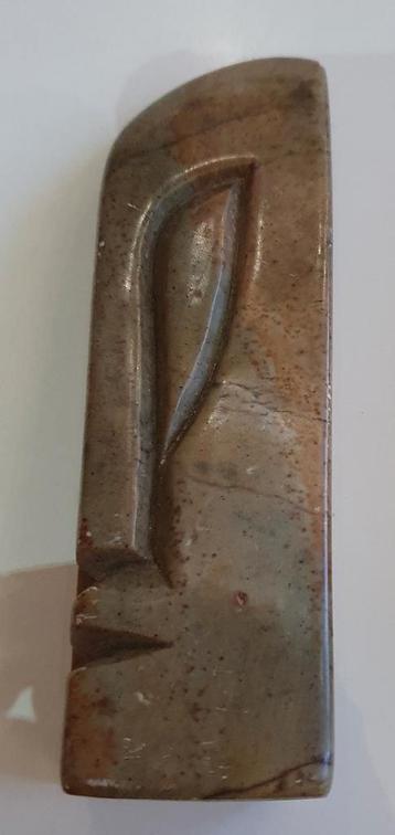 Zimbabwe Shona stenen abstracte sculptuur ondertekend V. Ran beschikbaar voor biedingen