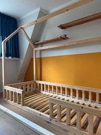 Bedhuisje grondbed, Kinderen en Baby's, Kinderkamer | Bedden, Ophalen, 85 tot 100 cm, Zo goed als nieuw, Matras
