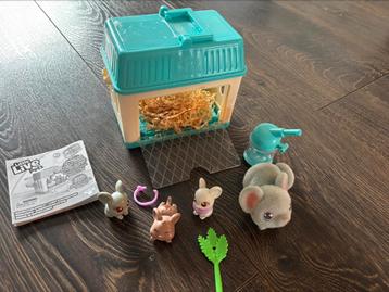 Little live pets Mama surprise minis beschikbaar voor biedingen