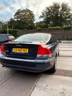 Volvo S60 2.4 140PK 2004 Blauw, Auto's, Voorwielaandrijving, 1442 kg, Stof, 74 €/maand