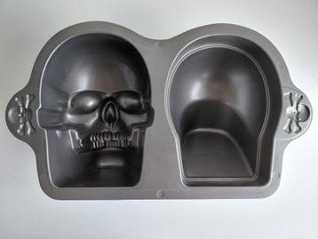 Wilton 3D cakeblik doodshoofd skull bakblik bakvorm beschikbaar voor biedingen