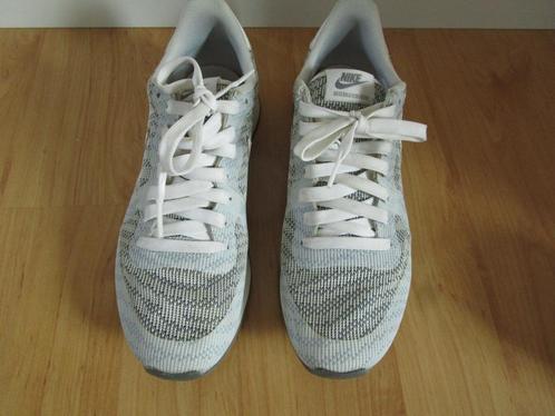 Grijze sneakers clearance dames nike