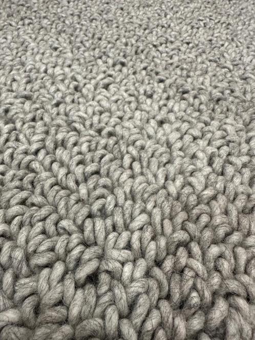 Vloerkleed Brink en Campman Basalt Loop 400 x 675cm, Huis en Inrichting, Stoffering | Tapijten en Kleden, Nieuw, 150 tot 200 cm
