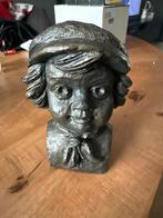 Vintage Jongensbuste met Pet AP. 1004, Verzamelen, Ophalen, Gebruikt, Mens