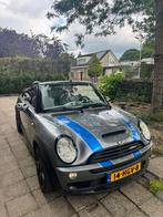 Mini 1.6 16V Cooper S Cabrio AUT 2006 Grijs, Auto's, Mini, 65 €/maand, Zwart, 4 cilinders, 4 stoelen