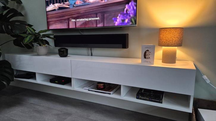Strak Zwevend TV Meubel - Modern Design, Huis en Inrichting, Kasten | Televisiemeubels, Zo goed als nieuw, Minder dan 100 cm, 150 tot 200 cm