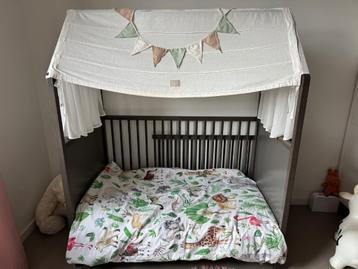 Complete stokke home kinderkamer wieg commode peuterbed beschikbaar voor biedingen