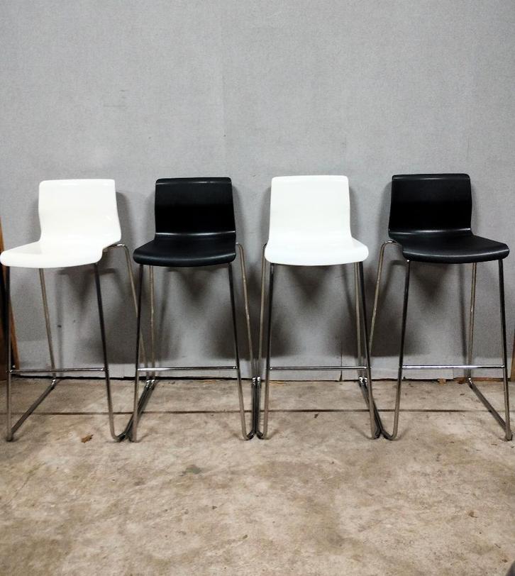 4x barkruk barstoel kruk stapelbaar Ikea Glenn, Huis en Inrichting, Barkrukken, Zo goed als nieuw, 60 tot 90 cm, Kunststof, 4 krukken