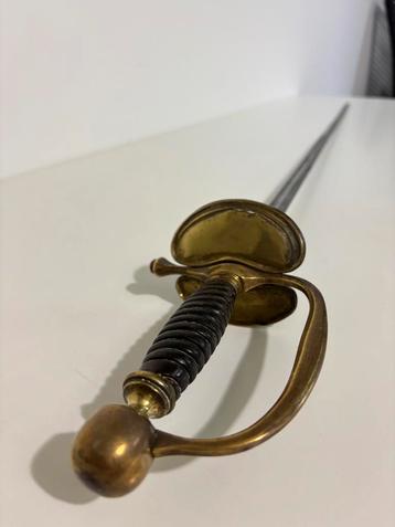 Antieke Franse degen / épée beschikbaar voor biedingen