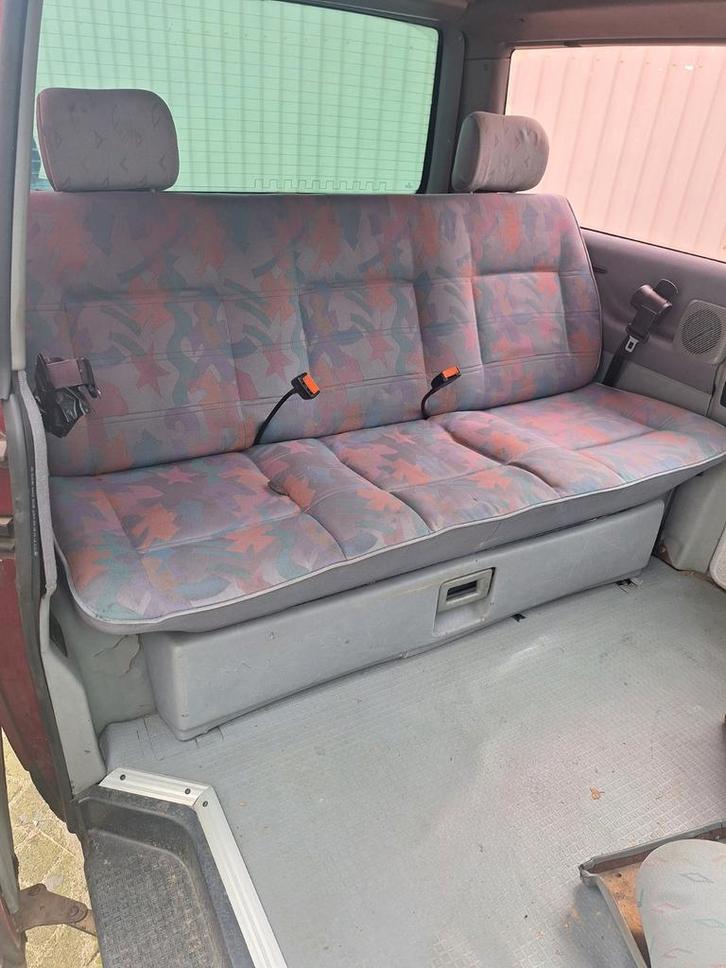 VW T4 Multivan Slaapbank / Zitbank - 3 Zits met Gordels, Auto-onderdelen, Interieur en Bekleding, Volkswagen, Gebruikt, Ophalen of Verzenden