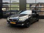 BMW 5-serie 520i High Executive Xenon Navi Camera Leder, Auto's, Automaat, Euro 5, Achterwielaandrijving, Gebruikt