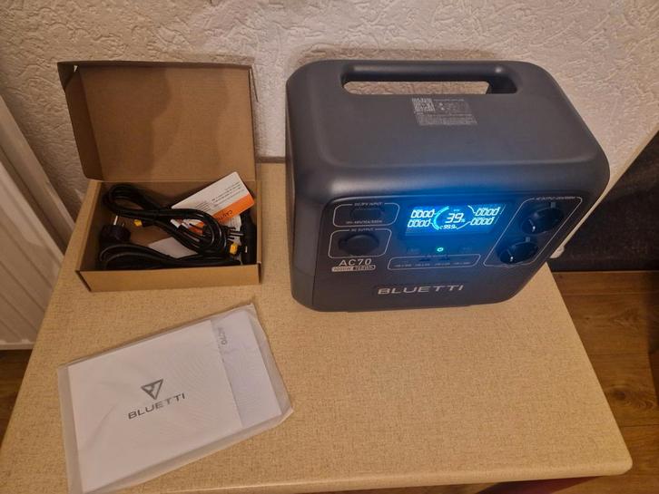 Nieuwe bluetti ac70 powerstation, Telecommunicatie, Powerbanks, Nieuw, Ophalen of Verzenden