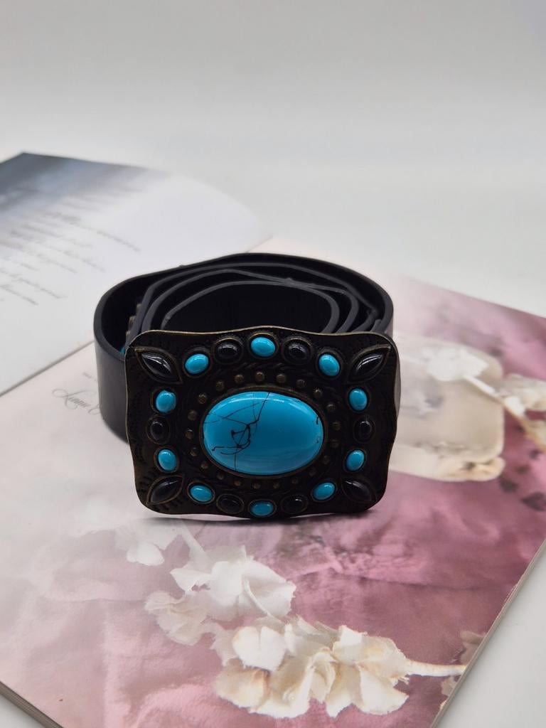 Zwarte riem met turquoise stenen, maat 85-95 cm, Kleding | Dames, Riemen en Ceinturen, 80 tot 90 cm, Zwart, Tailleriem, Ophalen of Verzenden