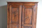 Prachtige antieke 17e eeuwse kastanje spinde kast, broodkast, Antiek en Kunst, Antiek | Meubels | Kasten, Verzenden