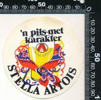 Sticker: Stella Artois - Een pils met karakter (2), Verzamelen, Stickers, Ophalen of Verzenden, Zo goed als nieuw, Bedrijf of Vereniging