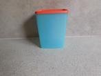 Tupperware Diepvriesdoos 1,4 Ltr. 15x11,5x13 cm. BlauwOranje, Huis en Inrichting, Keuken | Tupperware, Ophalen of Verzenden, Zo goed als nieuw