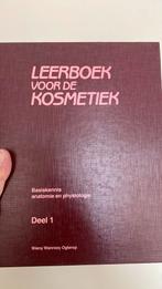 2 Leerboeken voor de kosmetiek (schoonheidsspecialistes), Verzenden, Gelezen, MBO, Wieny Wanrooy Ogterop