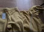 Trainingspak nieuw broek met vest, Kleding | Dames, Primark, Geel, Nieuw, Ophalen of Verzenden