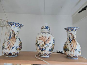 Vintage kast stel  Aardewerk Vazen Set beschikbaar voor biedingen