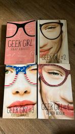 Geek Girl, Holly Smale, Ophalen of Verzenden, Zo goed als nieuw