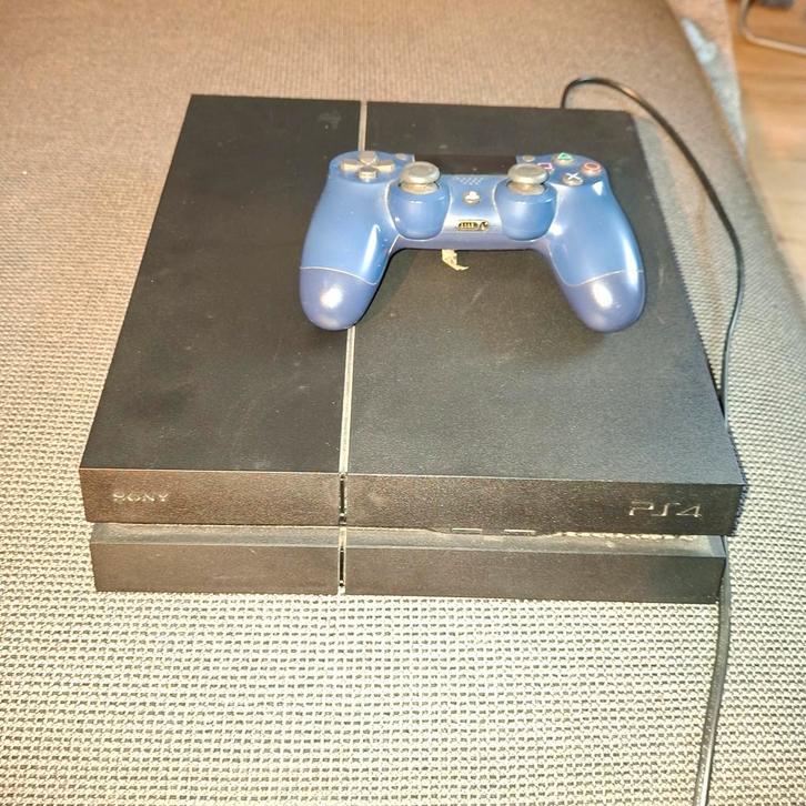 PlayStation 4 Slim en controller + games., Spelcomputers en Games, Spelcomputers | Sony PlayStation 4, Gebruikt, Slim, Met 1 controller