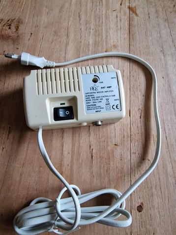 HQ Antenneversterker - Verbeter je TV/Radio Signaal! beschikbaar voor biedingen