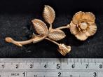 Vintage oorbellen met bijpassende broche, Sieraden, Tassen en Uiterlijk, Broches, Ophalen of Verzenden, Gebruikt, Goud, Overige materialen