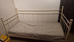 Bed, Huis en Inrichting, Slaapkamer | Bedden, Eenpersoons, Wit, 200 cm, Metaal
