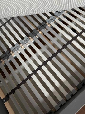 Ikea Malm bed met Lönset lattenbodem en Åbygda matras - afbeelding 3
