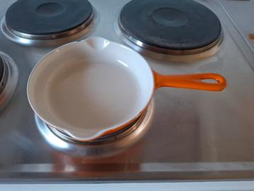 Le Creuset pannetje 16 cm  beschikbaar voor biedingen
