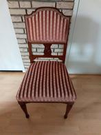 Mooi antiek stoeltje, Ophalen