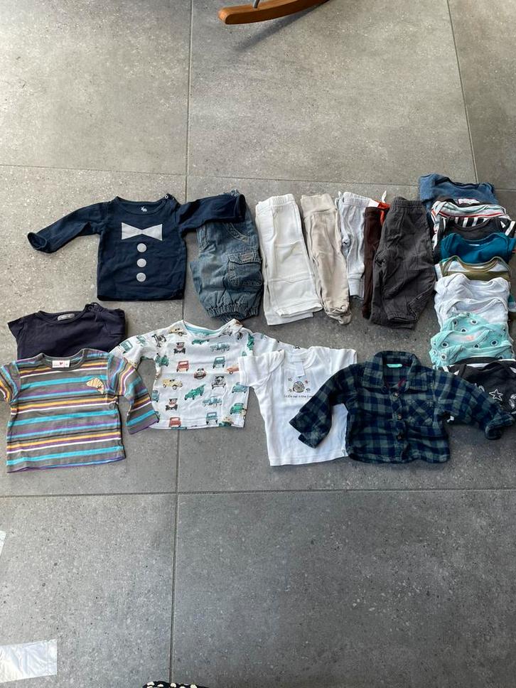 Mega baby kleding pakket 27 delig maat 62/68, Kinderen en Baby's, Babykleding | Maat 62, Zo goed als nieuw, Jongetje, Shirtje of Longsleeve